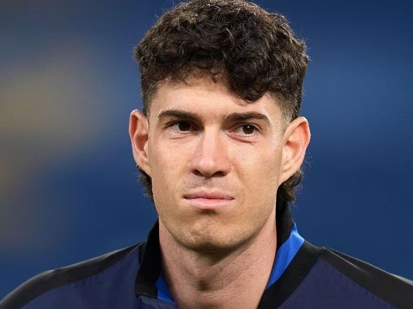 赛场气氛紧 赛场气氛紧