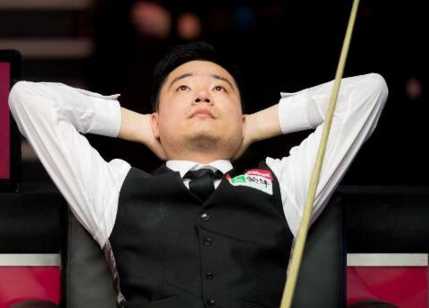 冠形势更加 冠形势更加