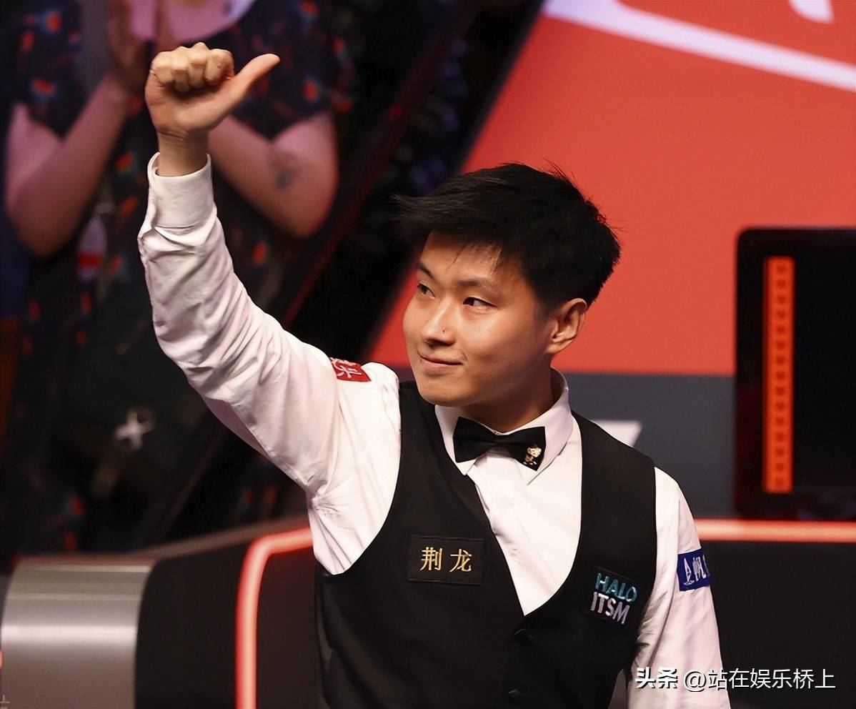 在进攻端形 在进攻端形